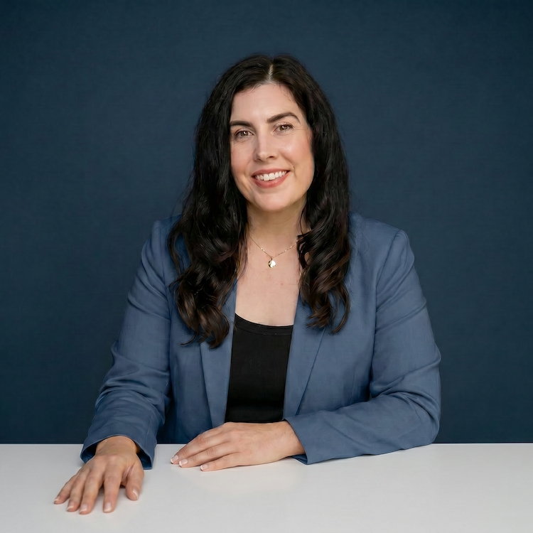 lindsay-pfieffer-chief-product-officer-legalmed180